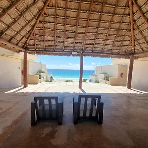 Ocean Front Marlin, Location In Zone #109 Apartment